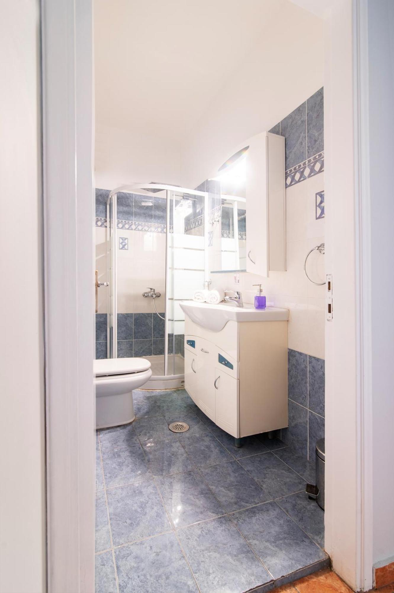 Alpha 1 Apartment Athena Bagian luar foto